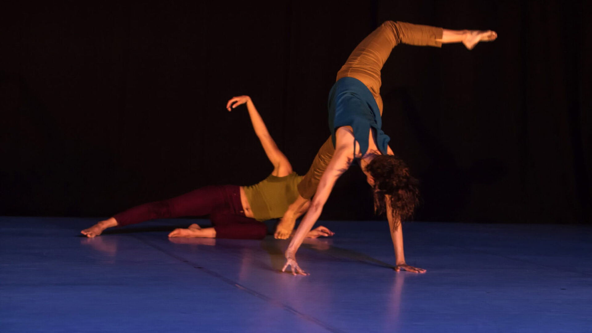 Tanzperformance zu Musik von Keith Jarrett und B.A. Zimmermann
Britta Lieberknecht & Company